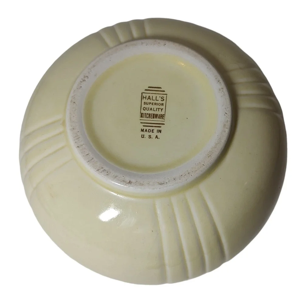 Halls Superior Mixing Bowl Crocus Quality Kitchenware Floral Pattern‎ Yellow SEE